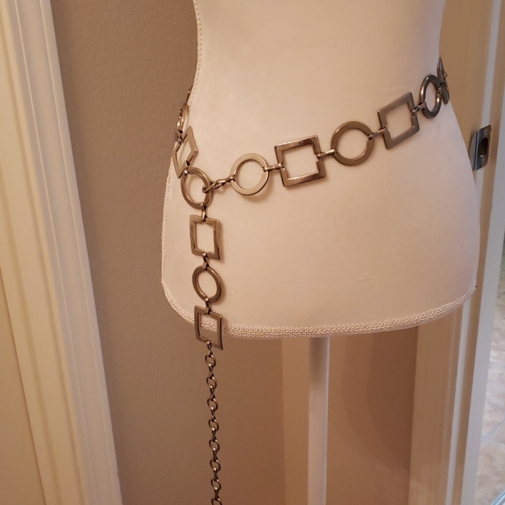 Chain link belt